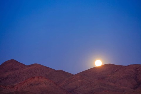 Moonrise over the mountains