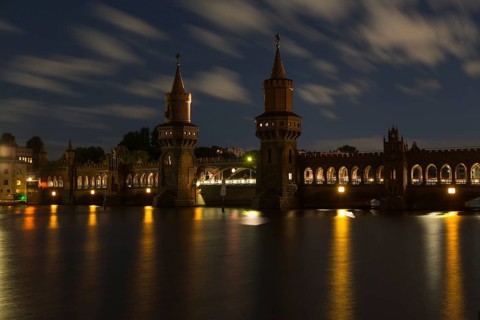 Oberbaum bridge at night