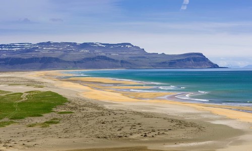 View over Rauoisandur Bay