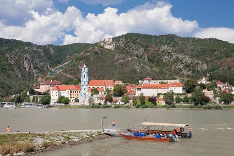 View over the Danube to Durnstein with collegiate church and castle ruin