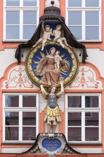 Stucco on the facade of the house