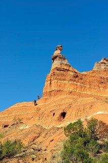 Hikers on the Light House Trail