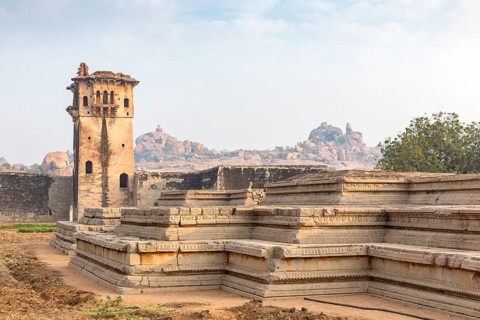 Watchtower and remains of a palace
