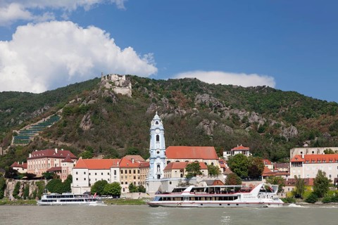 View over the Danube to Durnstein with collegiate church and castle ruin