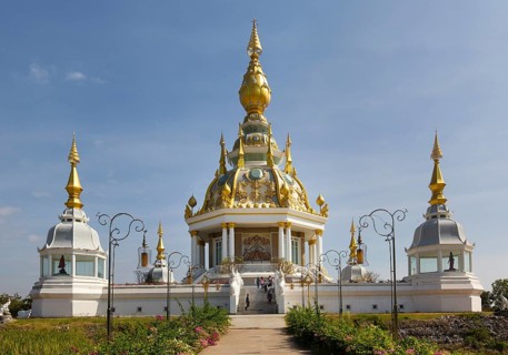 Maha Rattana Chedi of Wat Thung Setthi