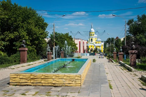 Pedestrian zone before the Russian Orthodox Churchin the center