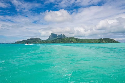 The turquoise lagoon