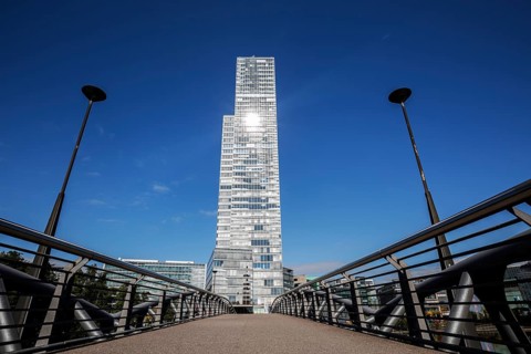 Office tower KolnTurm im Mediapark