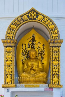Golden Buddha statue