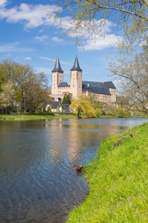 Castle Rochlitz on the river Zwickauer Mulde