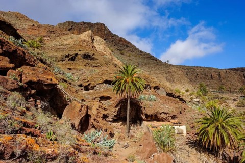 Ancient cave dwelling on Calvario Mountain