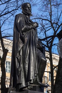 Statue of Orlando di Lasso