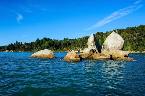 Split apple rock