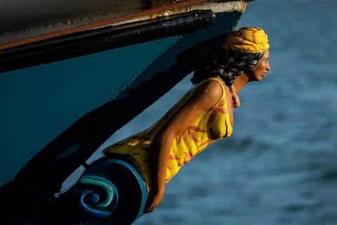 Female figurehead at the bow