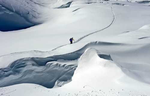 Two ski mountaineers on the Lang Glacier
