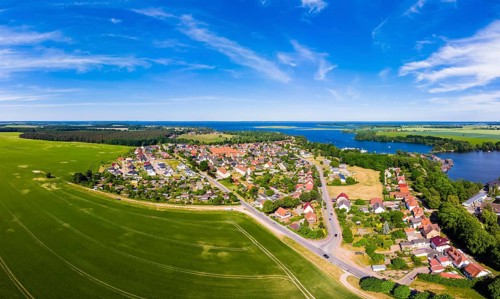 Harbour entrance to Muritz Lake