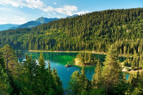 Lake Cauma with island
