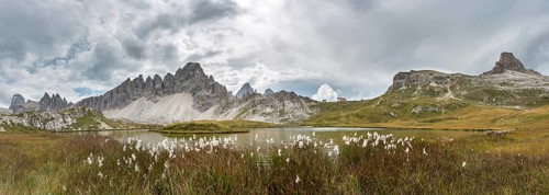 Lago dei Piani at the Three Peaks Cottage with Paternkofel and Toblinger knot