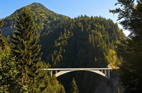 Salginatobel Bridge with three-hinged arch made of reinforced concrete