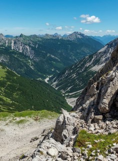 Hiking trail to the Hochvogel