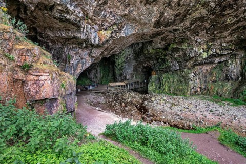 Entrance Smoo Cave