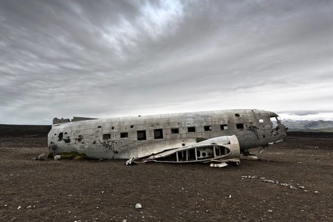 Douglas DC-3 wrecked US Navy aircraft