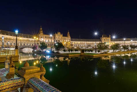 Illuminated Plaza de Espana