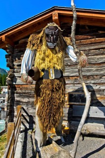 Tschaggatta with Lotschental mask