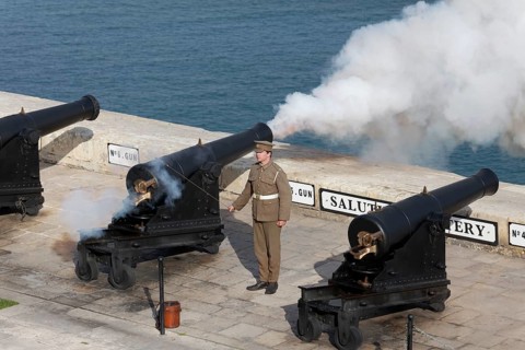 Saluting Battery