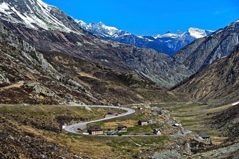 Mountain landscape with hairpin bend