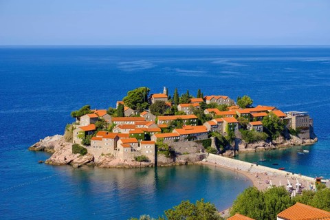 Island Sveti Stefan with dam