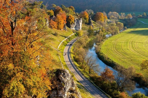 Altmuhl with rock formation Twelve Apostles in autumn