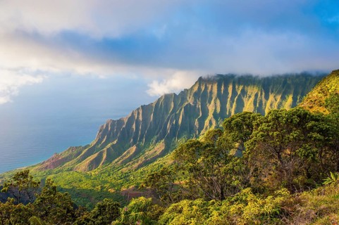 Napali coast with green mountains seen from the Kalalau lookout