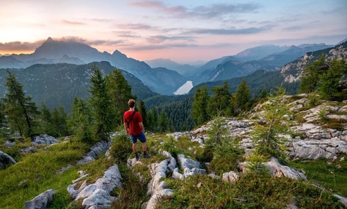 Hiker at the summit of Feldkogel