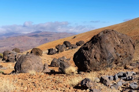 Lava balls Huevos del Teide