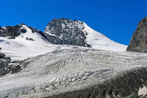 Rimpfischhorn with glacier Allalingletscher