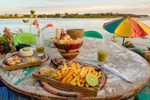 Grilled fish with chips
