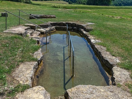 Public Kneipp basin