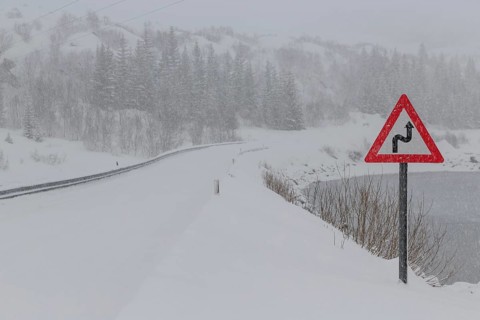 Wintry road