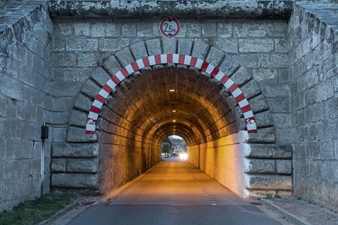 Tunnel under the Old Canal