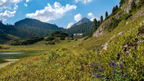 Mountain lodge Karlingerhaus am Funtensee
