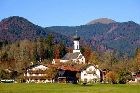 Village Jachenau with Jochberg