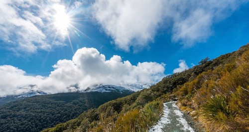 Hiking path to Key Summit