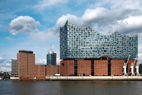 View of the Kehrwiederspitze and Elbe Philharmonic Hall