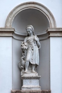 Marble statue
