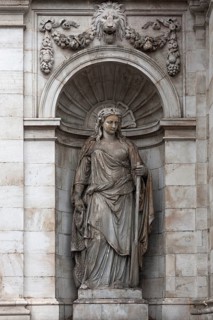 Marble statue