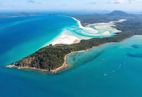 Whitehaven Beach and Hill Inlet river meanders