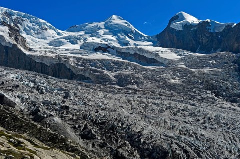 The peaks Castor and Pollux above the border glacier