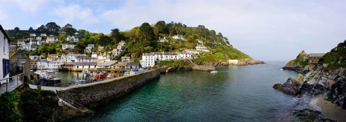 Fishing port and harbour wall
