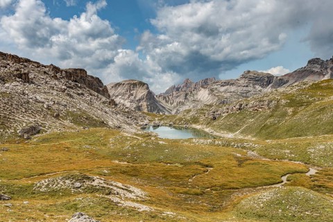 Mountain lake Lech de Crespeina